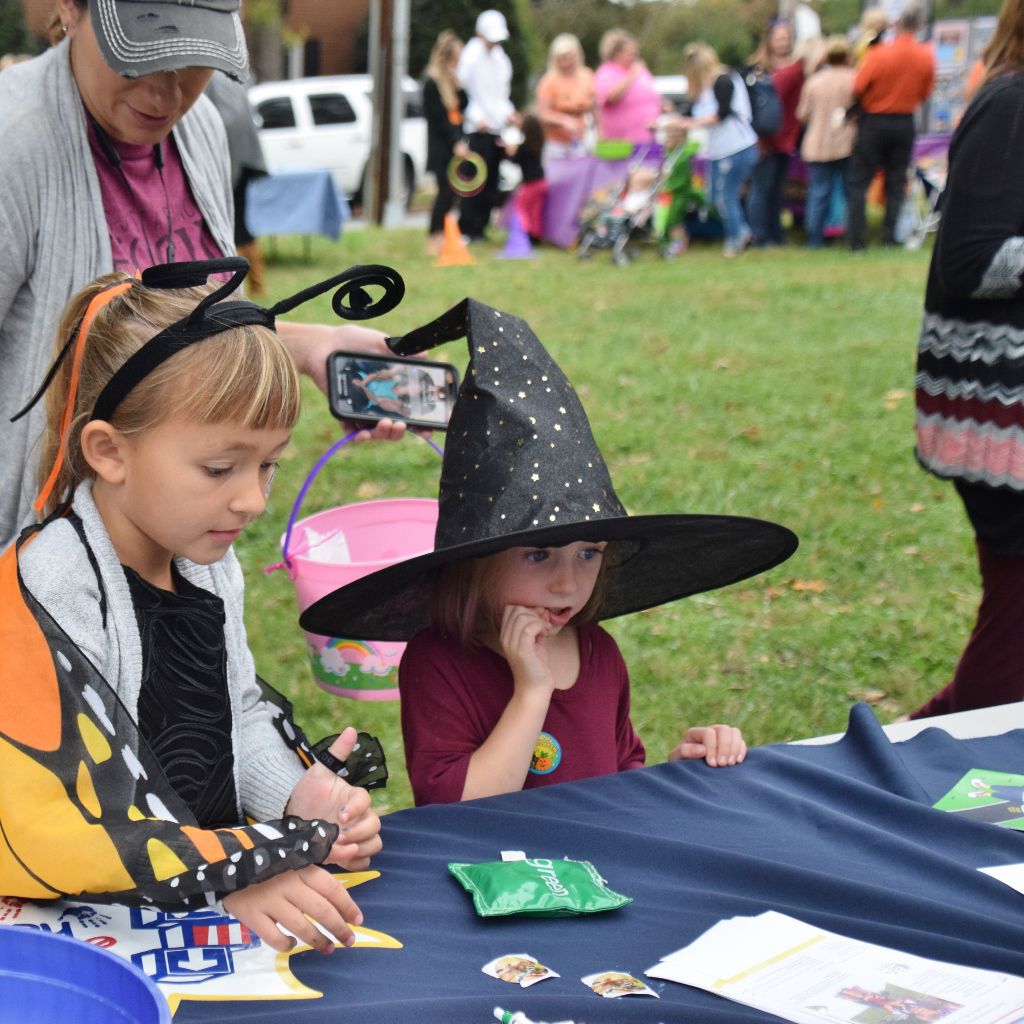 library festival 10-2019 183 (1024x1024).jpg